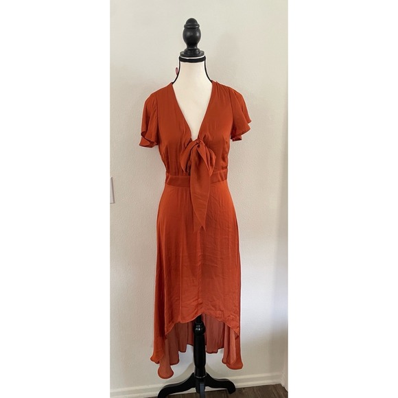 francesca's Dresses & Skirts - Francesca's SSFLUTTERS High-Low Tie-Front Midi Dress Burnt Orange Rust Small NWT